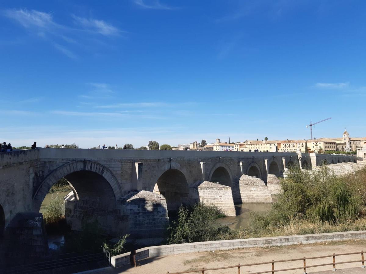 Loft La Calahorra Con Posibilidad De Aparcamiento Pregunta Por El Pack Mas Amor Cordoba Luaran gambar