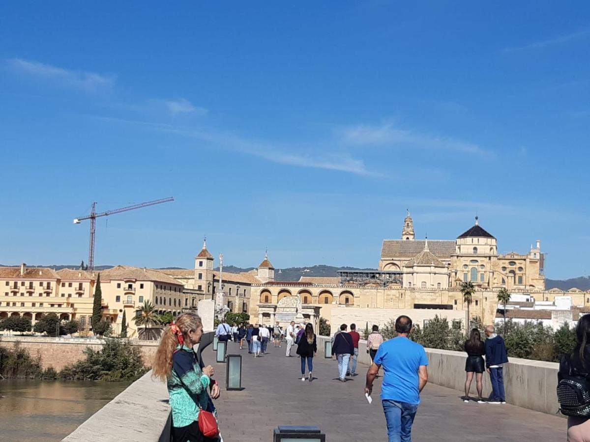 Loft La Calahorra Con Posibilidad De Aparcamiento Pregunta Por El Pack Mas Amor Cordoba Luaran gambar