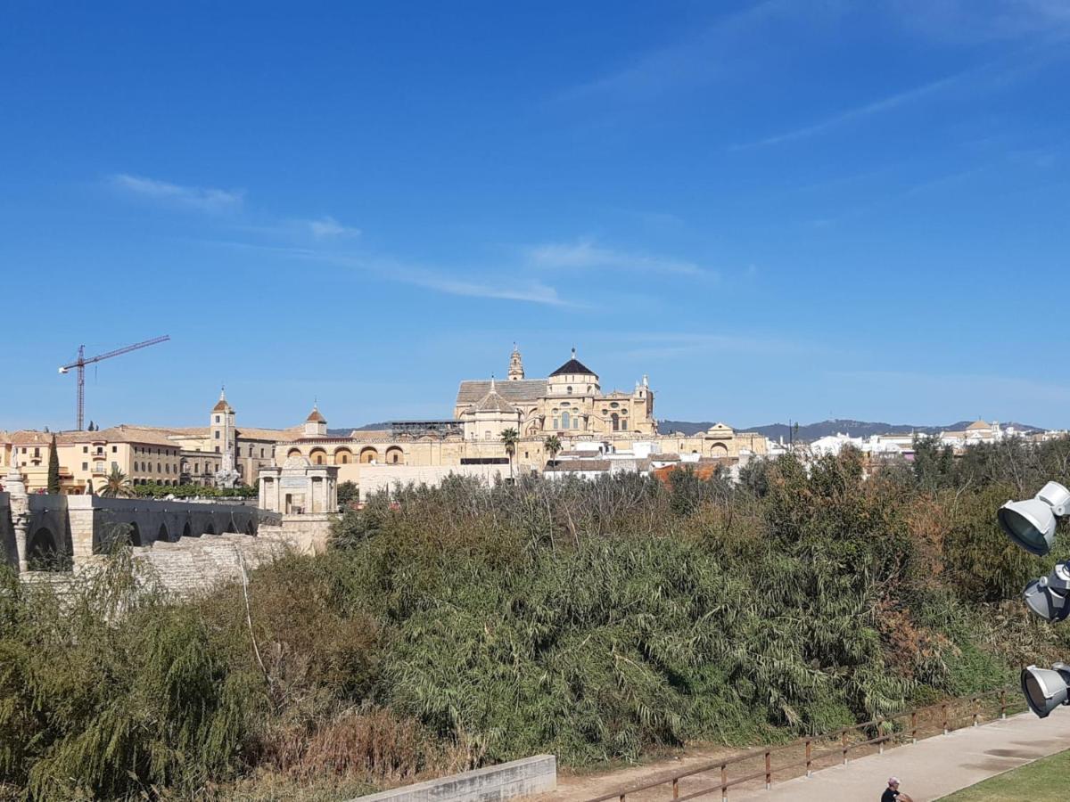Loft La Calahorra Con Posibilidad De Aparcamiento Pregunta Por El Pack Mas Amor Cordoba Luaran gambar
